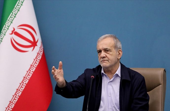 Pezeşkiyan Amerikan halkına açık mektup yazdı: Derdimiz İsrail’e vekillik eden yönetimle