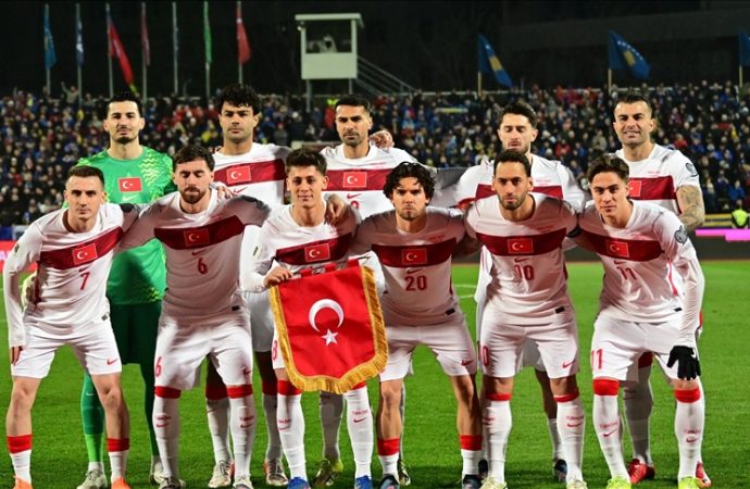 A Millilerin Paraguay maçının saati değişti