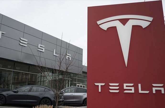 Tesla’nın otomobil teslimatı yılın ilk çeyreğinde beklentileri karşılayamadı