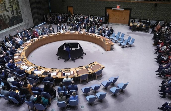 Hürmüz Boğazına askeri harekat tasarısına Rus, Çin ve Fransa vetosu