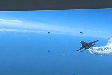 Kırım üstünde Su-30 tipi Rus savaş uçağı  düştü