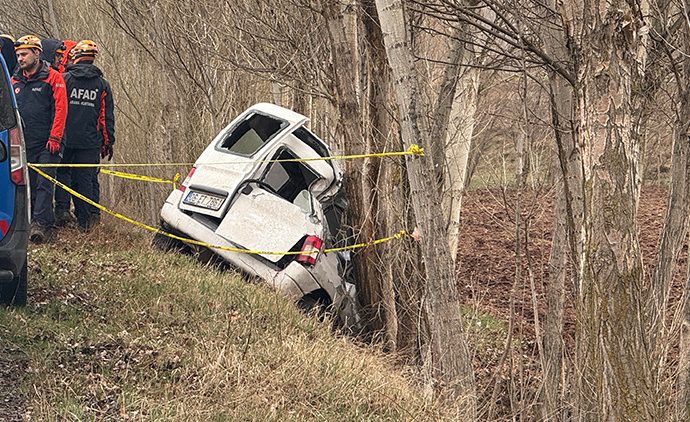 Babasını kanser tedavisine götürüyordu: Kazada herkes hayatını kaybetti
