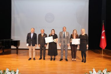 21. Kadir Has Ödülleri iki önemli kadın araştırmacıya