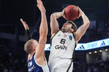 Beşiktaş Avrupa Kupası’nda finalde