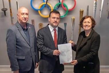 İktidarın eli Olimpiyat Komitesine de uzandı