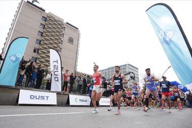 1920 Koşusu’nu Derya Kunur ve Adel Mechaal kazandı