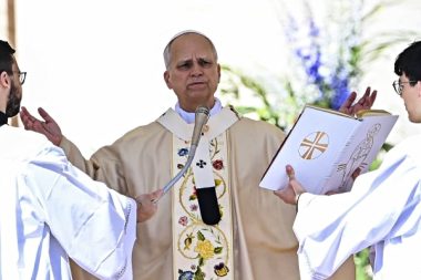 Papa duyarsızlığa isyan etti: Binlerce insanın ölüyor, kayıtsız kalıyoruz