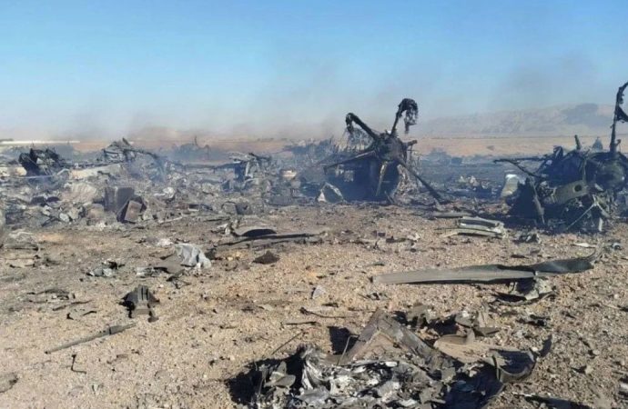 İran ‘biz düşürdük’ dediği uçağın görüntüsünü paylaştı