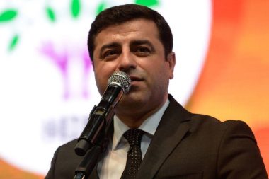 Diyarbakır Barosu Akın Gürlek’e rapor sundu, Demirtaş’ın tahliyesini istedi