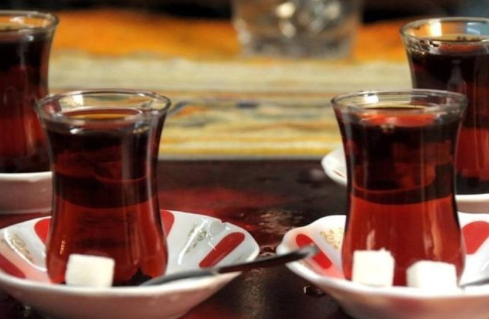 Ünlü çay markasında ‘tavşan kanı boyası’ çıktı