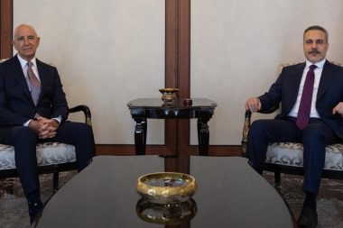 Dışişleri Bakanı Fidan, ABD’nin Ankara Büyükelçisi Barrack’ı kabul etti