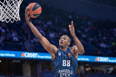 Anadolu Efes yarın Partizan’ı ağırlayacak