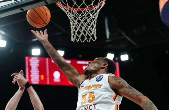 Galatasaray MCT Technic dörtlü final yolunda