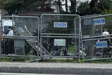 İsrail konsolosluğu önünde çatışma: Saldırgan ‘dini istismar eden örgüt irtibatlı’