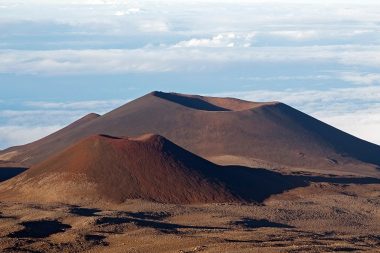 ‘En yüksek dağ Everest değil’: Çünkü yenisi farklı yerden ölçüldü