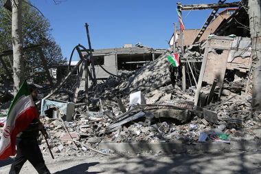 ‘Matematik Nobeli’ oradan çıktı: Tahran’ın simge üniversitesi enkaza döndü