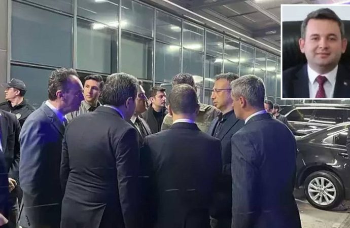 Makam aracı kaza yaptı: Bir kişi öldü, kaymakam ve şoförü yaralı