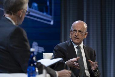 Şimşek: Eşel mobil olmasa mazot 103 lira olacaktı