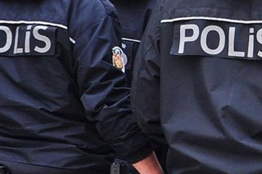 Yönetmelik değişti: 10 bin polisin mezuniyeti öne çekildi