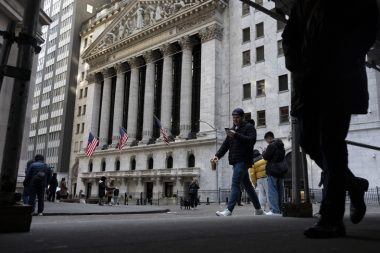 ABD ekonomisi umulandan az büyüdü