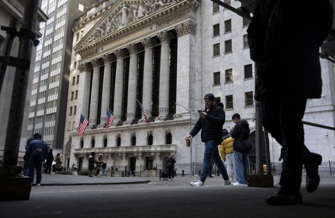 ABD ekonomisi umulandan az büyüdü