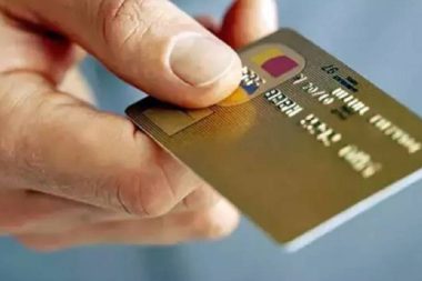 İlginç öneri: Tek kredi kartı kullanmayın