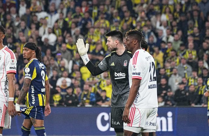 Beşiktaş’a ceza yağdı: Rekor Agbadou’nun