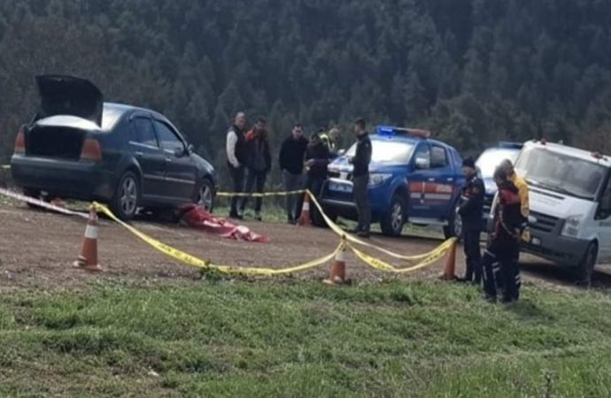 Aranıyordu: Önce arabası, altında da cesedi bulundu