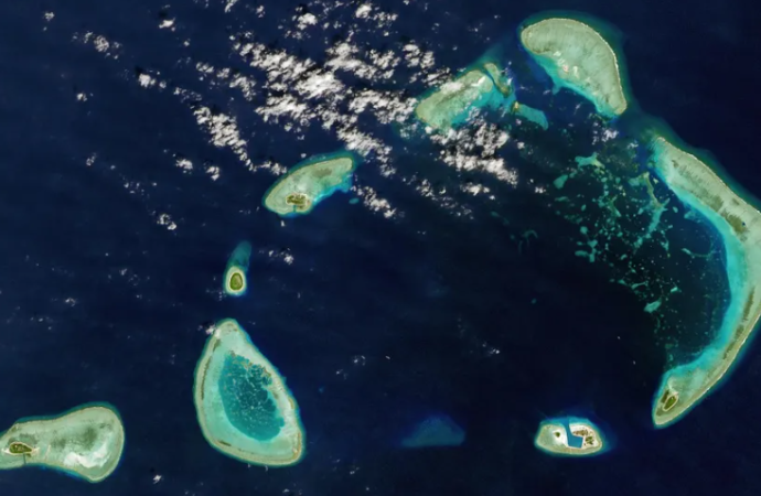 Dikkatler Hürmüz Boğazı’ndaydı, o ada fark edilmedi bile