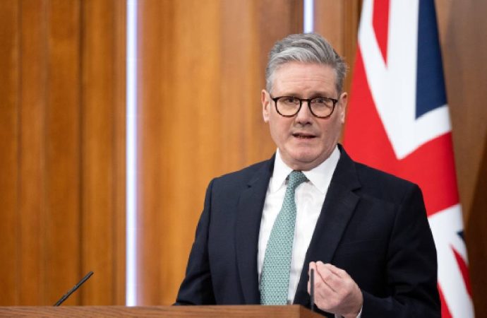 Starmer: ABD’nin Hürmüz Boğazı ablukasını desteklemiyoruz