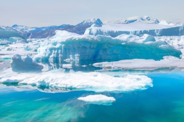 Denizaltı buzulun altına girip araştırma yapıyordu, bir anda kayboldu