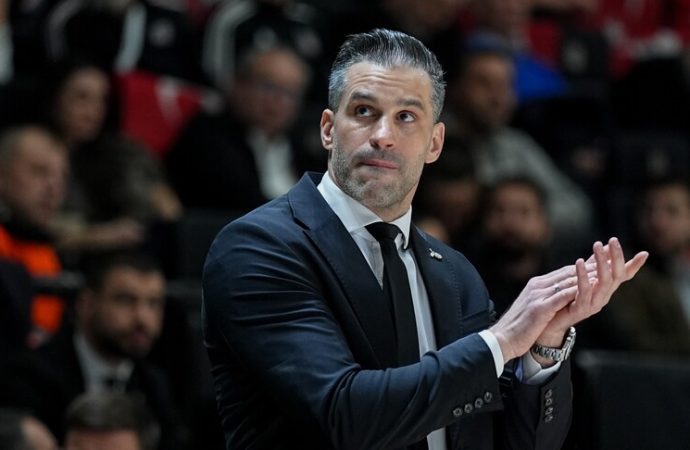 Dusan Alimpijevic BKT Avrupa Kupası’nda yılın başantrenörü