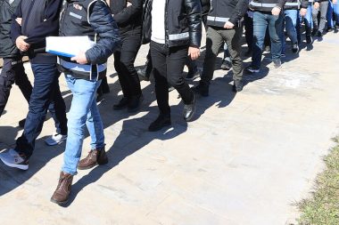 Bu da ‘Signalli FETÖ’ operasyonu: 43 şüpheli yakalandı