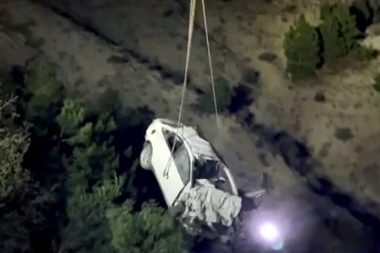 ‘Change’ vurgunu: Yakalanmamak için otomobilini uçurumdan attı