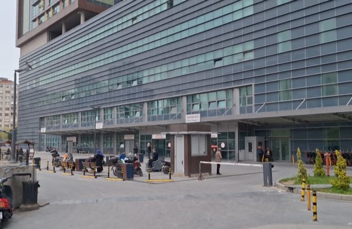 Yine tavuk döner faciası; 26 öğrenci hastanelik oldu