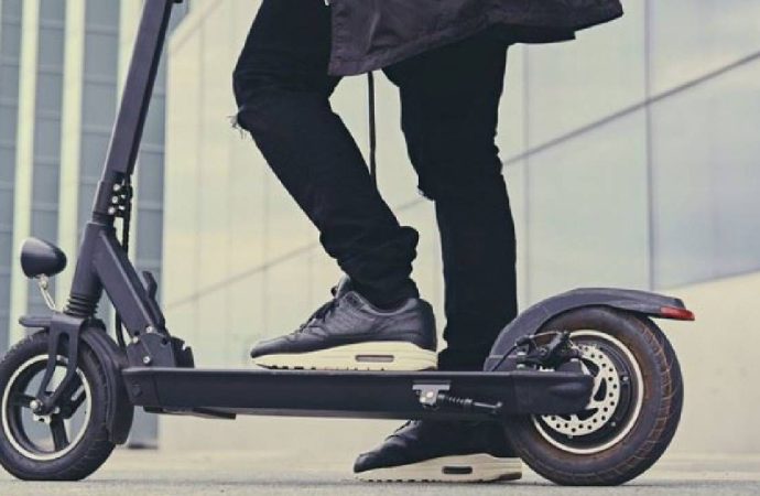 Elektrikli skutere yerlilik kriteri geldi: Uymayan sisteme giremeyecek