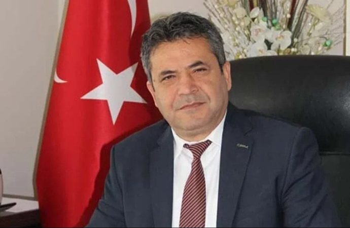Başkan CHP’den istifa etti: Yardımcısı da ondan istifa etti