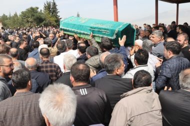 Büyük yas: Türkiye katliam kurbanı evlatlarını uğurladı