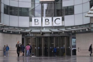 BBC’de mali kriz: 10 çalışandan birini işten çıkaracak