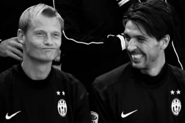 Arsenal ve Juventus’un eski kalecisi Alexander Manninger trenin altında kalıp öldü