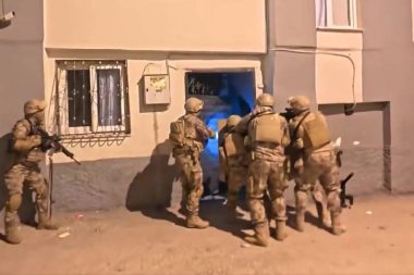 Bayğaralar operasyonunda gözaltına alınanlardan 5’i çocuk, 221 kişi tutuklandı