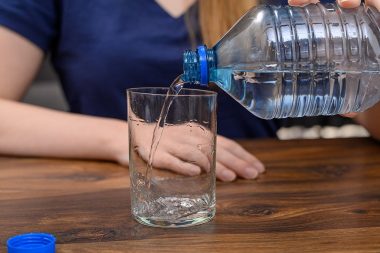 Günde 2 litre su içme kuralı çöktü