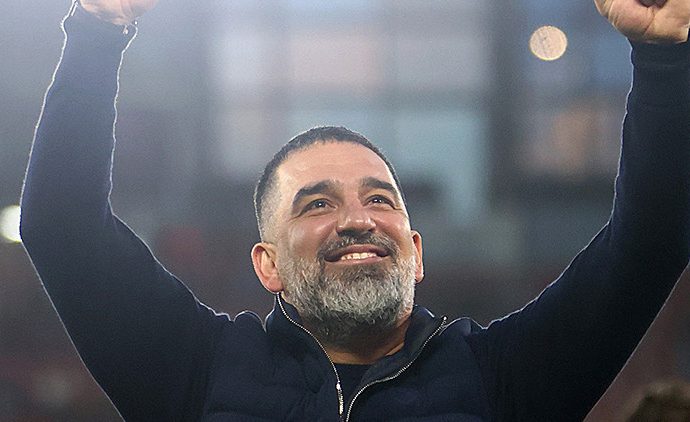 Arda Turan 13 yıl sonra bir ilki başardı