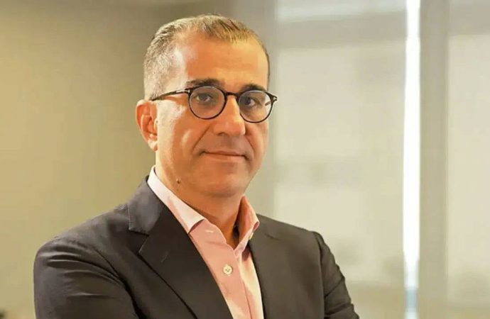 Ünlü kamu müteahhidi Çeçen hakkında yakalama kararı