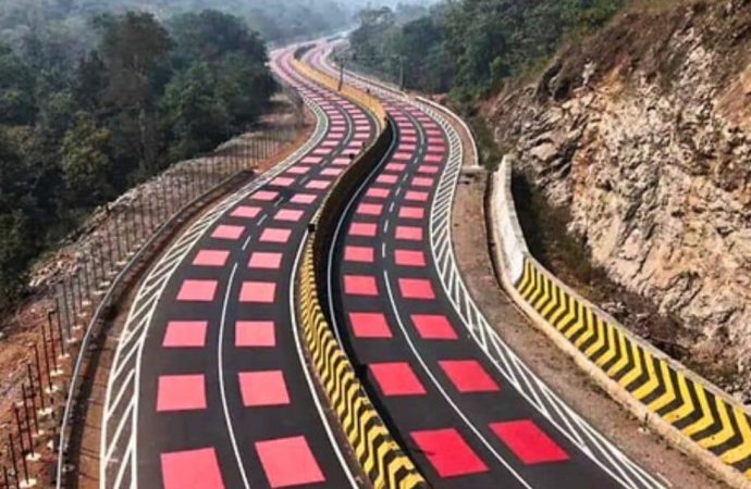 Klasik kasis tarih oluyor: Sürücü hipnotize edilerek yavaşlatılıyor