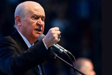 MHP’de deprem üstüne deprem:İki şehrin daha üstü çizildi