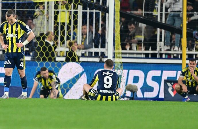 Fenerbahçe, son dakikada yıkıldı