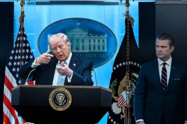 Trump’ın “Uygarlığı sona erdirme” tehdidi İran’dan çok Amerika’yı sarstı: ‘Akıl sağlığı başkanlık yapmaya uygun mu?’ soruları