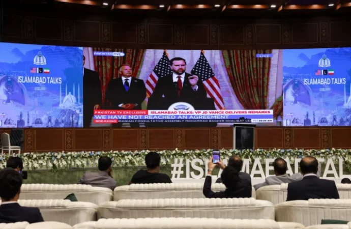 İslamabad’daki barış görüşmeleri çöktü, Vance uçağına binip döndü
